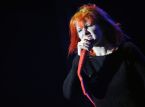 パラモアのフロントウーマン、ヘイリー・ウィリアムズがサプライズで17曲の新曲をリリース
