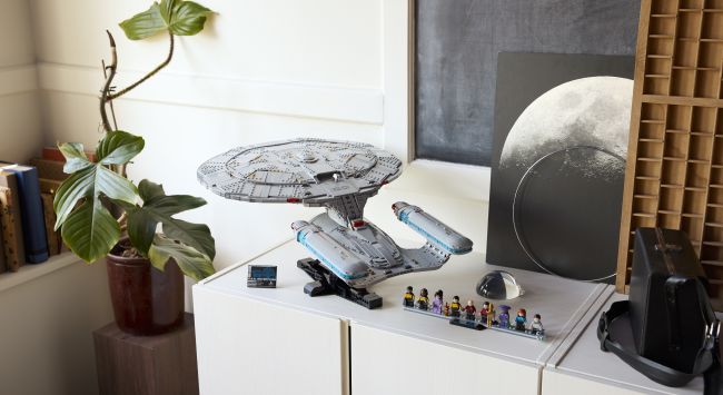 レゴの Star Trek USS エンタープライズ セットの価格は 350 ポンドです