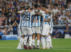 アルゼンチンがエジプトとの劇的なワールドカップの試合で驚異的な逆転劇を演じる