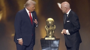 NGOによると、トランプ氏がFIFA平和賞を受賞したことは、FIFA自身の中立ルールに違反したとされています