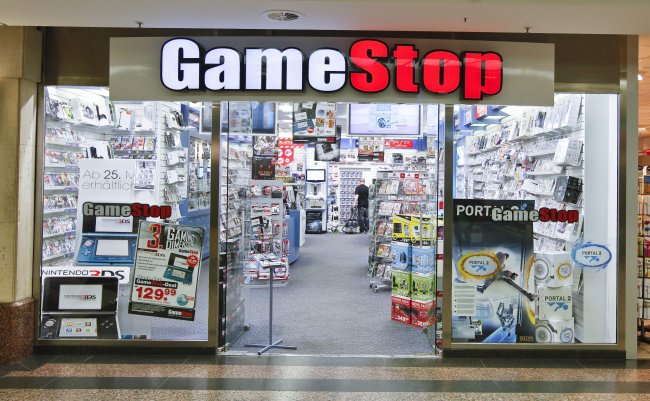 GameStopの苦戦は続いており、さらに多くの店舗の閉鎖が発表されています